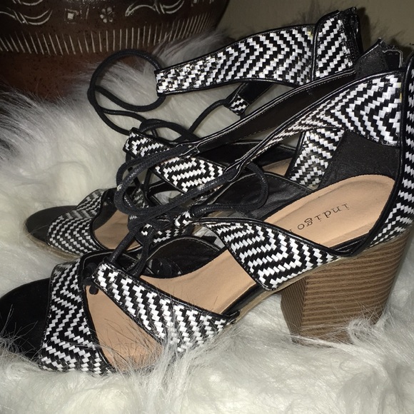 New Women’s Indigo wedges - Picture 2 of 4